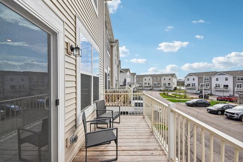 Tiny photo for 1077 Moraine Drive, South Elgin, IL 60177 (MLS # 12618587)