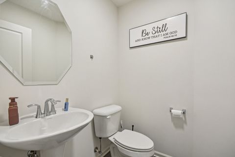 Tiny photo for 1077 Moraine Drive, South Elgin, IL 60177 (MLS # 12618587)