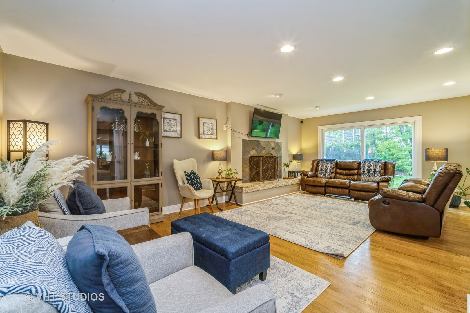 1385 Carol Lane