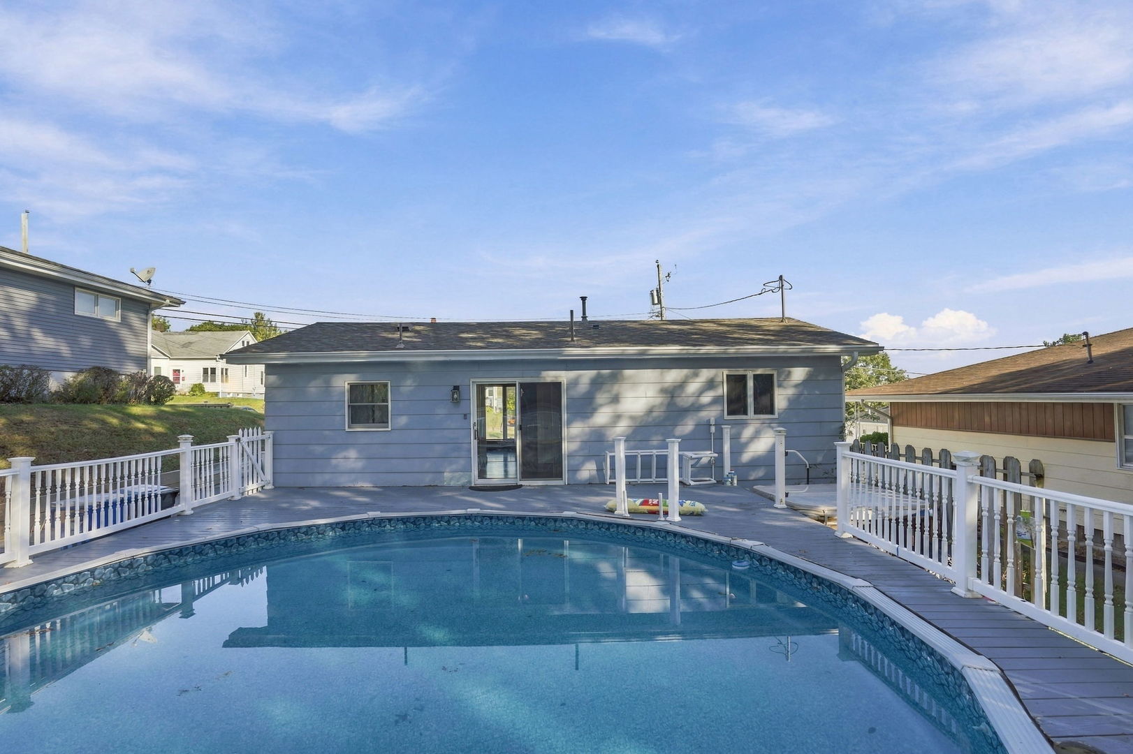 908 Leroy Street