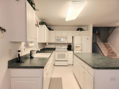 Tiny photo for 21316 W Redwood Drive, Plainfield, IL 60544 (MLS # 12520285)