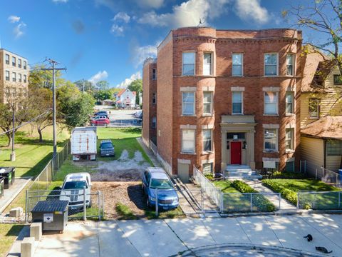 6925 S YALE Avenue Chicago IL 60619
