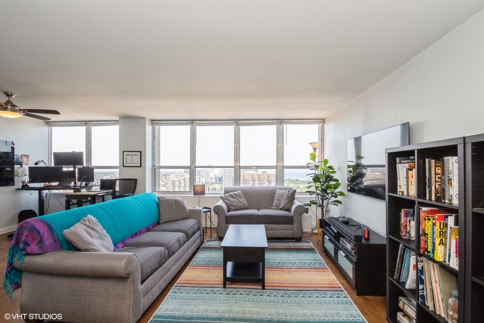 655 W Irving Park Road 2704