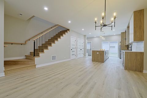 Tiny photo for 306 N Lockwood Avenue, Chicago, IL 60644 (MLS # 12574118)