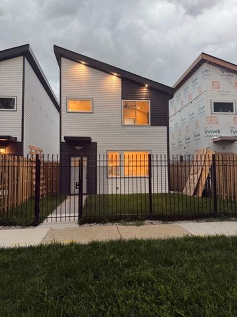 Tiny photo for 306 N Lockwood Avenue, Chicago, IL 60644 (MLS # 12574118)