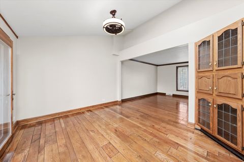 Tiny photo for 15100 Crescent Green Drive, Oak Forest, IL 60452 (MLS # 12489425)