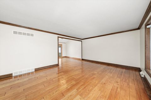 Tiny photo for 15100 Crescent Green Drive, Oak Forest, IL 60452 (MLS # 12489425)