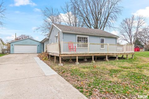 Tiny photo for 220 E WILCOX Street, Springfield, IL 62707 (MLS # QC4268641)