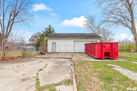 Tiny photo for 220 E WILCOX Street, Springfield, IL 62707 (MLS # QC4268641)