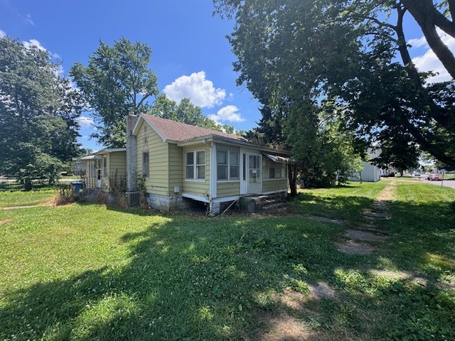203 N Center Street