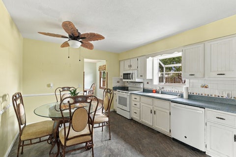 Tiny photo for 4520 Canterbury Lane, Davenport, IA 52806 (MLS # 12768220)
