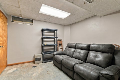 Tiny photo for 4520 Canterbury Lane, Davenport, IA 52806 (MLS # 12768220)