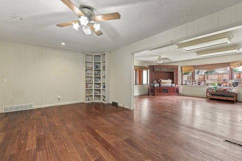 Tiny photo for 4520 Canterbury Lane, Davenport, IA 52806 (MLS # 12768220)