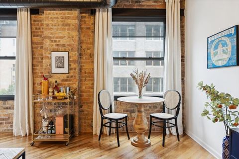 Tiny photo for 225 W HURON Street #415, Chicago, IL 60654 (MLS # 12462479)