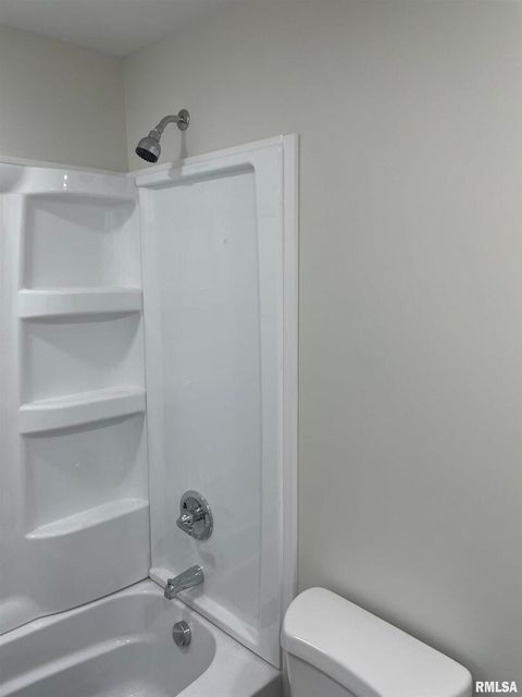 Tiny photo for 319 LINDSEY Street, Metropolis, IL 62960 (MLS # EB459554)