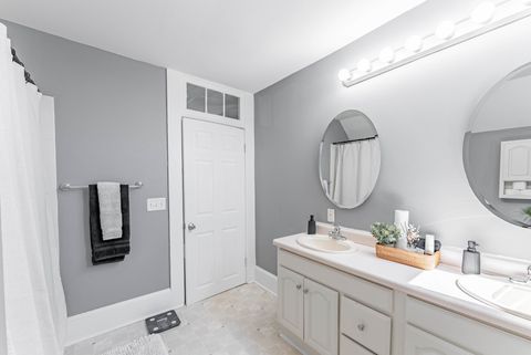 Tiny photo for 168 Villa Street, Elgin, IL 60120 (MLS # 12627349)