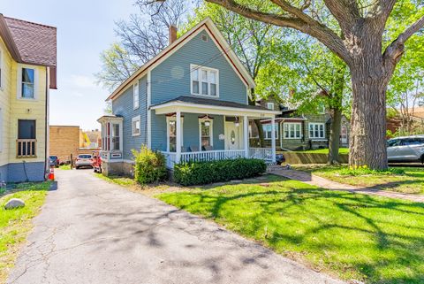 Tiny photo for 168 Villa Street, Elgin, IL 60120 (MLS # 12627349)