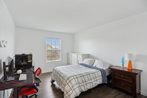 Tiny photo for 882 N Carly Circle, Yorkville, IL 60560 (MLS # 12538488)