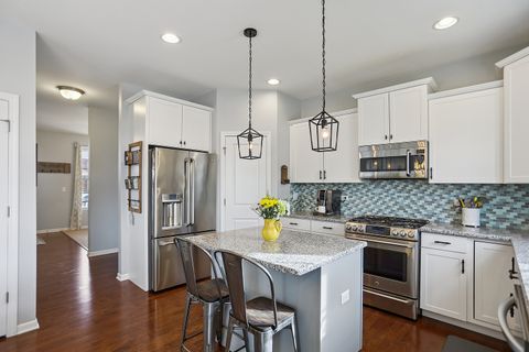 Tiny photo for 882 N Carly Circle, Yorkville, IL 60560 (MLS # 12538488)