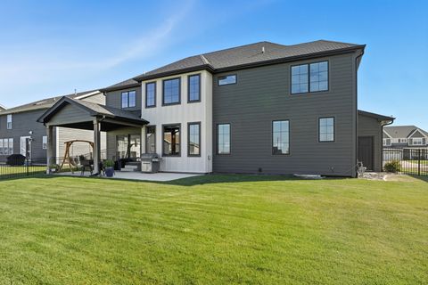Tiny photo for 8334 W 105th Avenue, St. John, IN 46373 (MLS # 12481603)