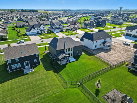 Tiny photo for 8334 W 105th Avenue, St. John, IN 46373 (MLS # 12481603)