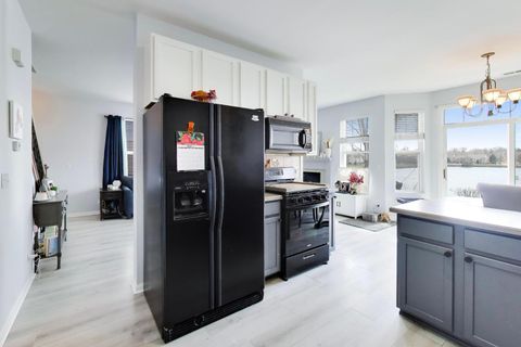 Tiny photo for 1961 Cobblestone Drive, Carpentersville, IL 60110 (MLS # 12561489)