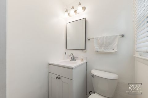 Tiny photo for 411 E Weathersfield Way, Schaumburg, IL 60193 (MLS # 12639858)