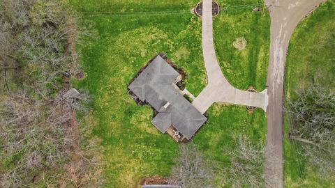 Tiny photo for 476 Timberland Drive, Dixon, IL 61021 (MLS # 12617901)