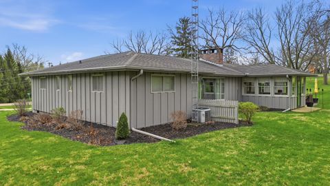 Tiny photo for 476 Timberland Drive, Dixon, IL 61021 (MLS # 12617901)