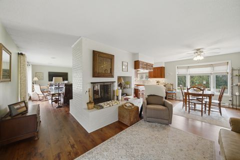 Tiny photo for 476 Timberland Drive, Dixon, IL 61021 (MLS # 12617901)