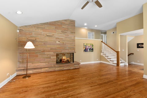 Tiny photo for 389 W Evergreen Lane, Elmhurst, IL 60126 (MLS # 12710576)