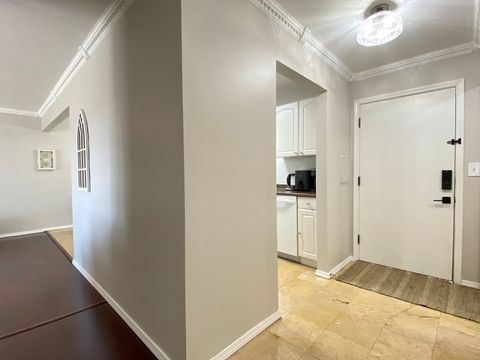 Tiny photo for 860 E Old Willow Road #221, Prospect Heights, IL 60070 (MLS # 12583119)