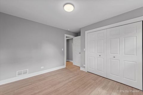 Tiny photo for 14 Lakewood Drive, Oakwood Hills, IL 60013 (MLS # 12509881)