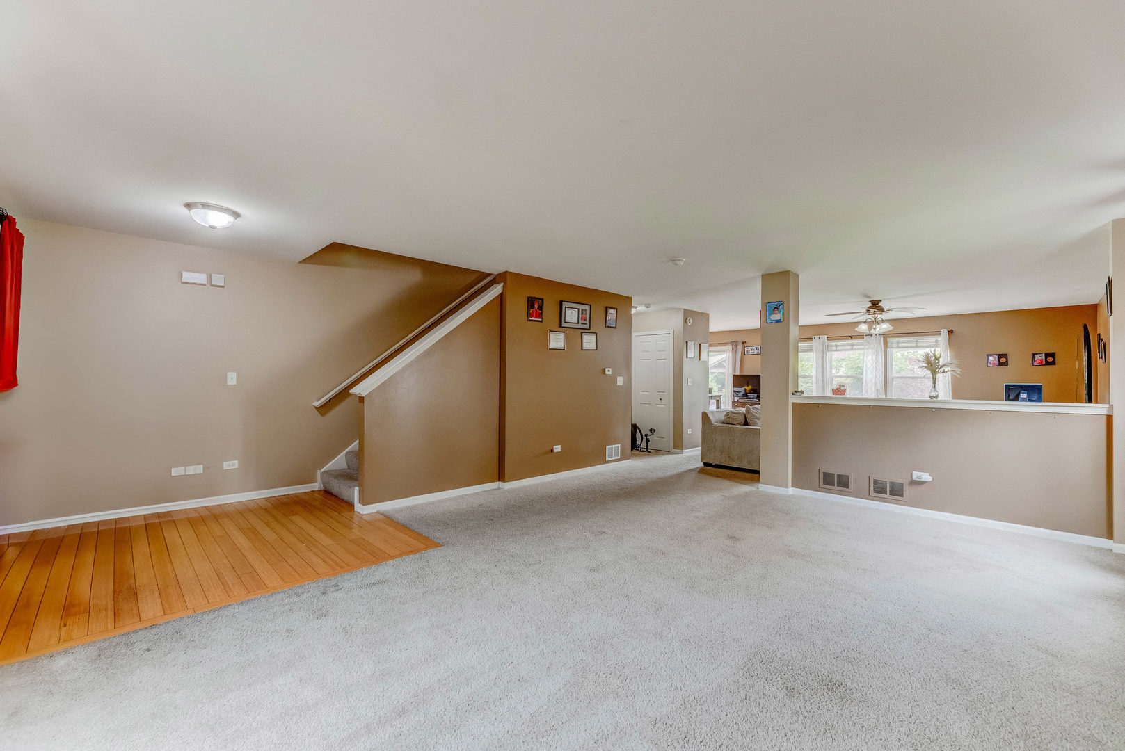 1715 Ivy Lane