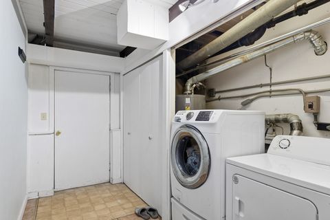 Tiny photo for 304 E Mumford Drive, Urbana, IL 61801 (MLS # 12488555)