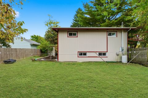 Tiny photo for 304 E Mumford Drive, Urbana, IL 61801 (MLS # 12488555)