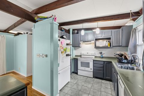 Tiny photo for 304 E Mumford Drive, Urbana, IL 61801 (MLS # 12488555)