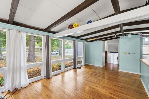 Tiny photo for 304 E Mumford Drive, Urbana, IL 61801 (MLS # 12488555)