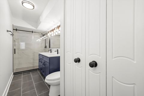 Tiny photo for 820 Oakton Street #3A, Evanston, IL 60202 (MLS # 12533717)