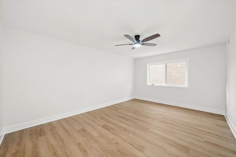 Tiny photo for 820 Oakton Street #3A, Evanston, IL 60202 (MLS # 12533717)