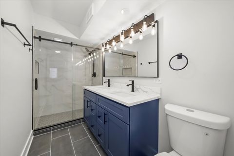 Tiny photo for 820 Oakton Street #3A, Evanston, IL 60202 (MLS # 12533717)