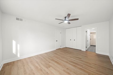 Tiny photo for 820 Oakton Street #3A, Evanston, IL 60202 (MLS # 12533717)