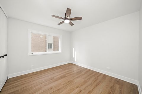 Tiny photo for 820 Oakton Street #3A, Evanston, IL 60202 (MLS # 12533717)