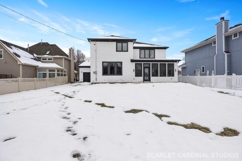 Tiny photo for 65 S Glenview Avenue, Lombard, IL 60148 (MLS # 12511529)