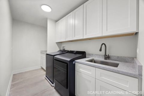 Tiny photo for 65 S Glenview Avenue, Lombard, IL 60148 (MLS # 12511529)