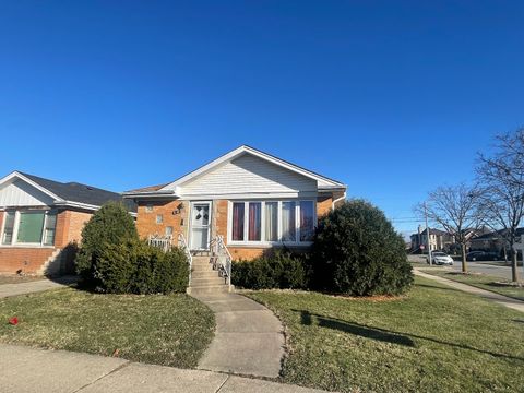 A home in Norridge