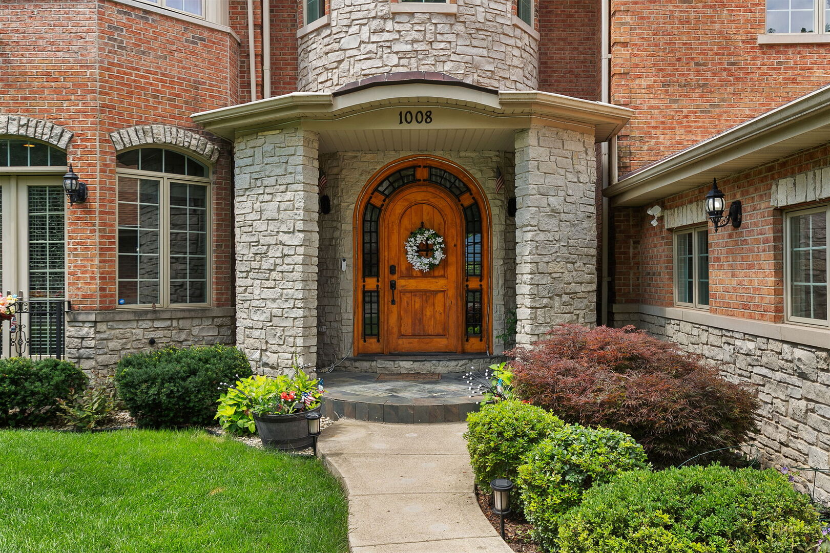1008 Meadow Road