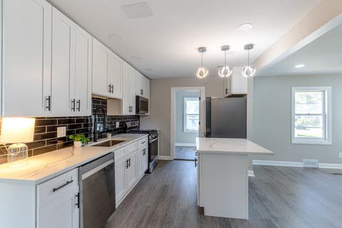 Tiny photo for 401 S Lake Terrace, Mundelein, IL 60060 (MLS # 12649628)