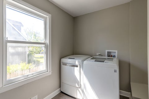 Tiny photo for 401 S Lake Terrace, Mundelein, IL 60060 (MLS # 12649628)