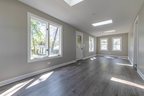 Tiny photo for 401 S Lake Terrace, Mundelein, IL 60060 (MLS # 12649628)